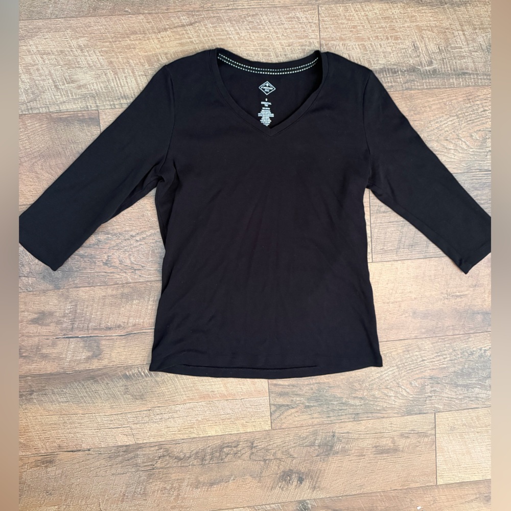 St John’s Bay Essential Tee